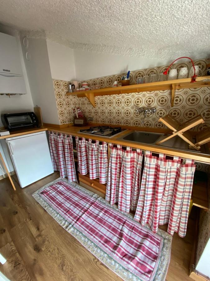 Apartmán Mansarda Petronilla Piazzatorre Exteriér fotografie