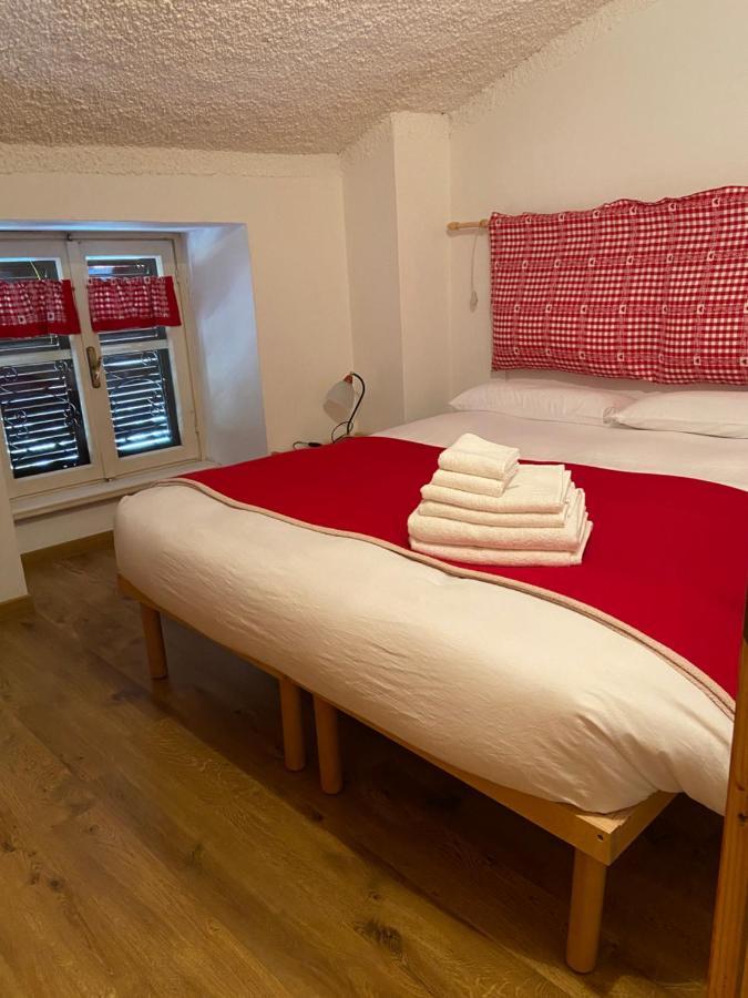 Apartmán Mansarda Petronilla Piazzatorre Exteriér fotografie