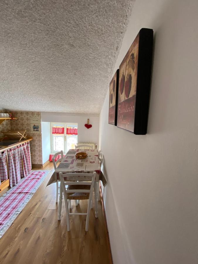 Apartmán Mansarda Petronilla Piazzatorre Exteriér fotografie